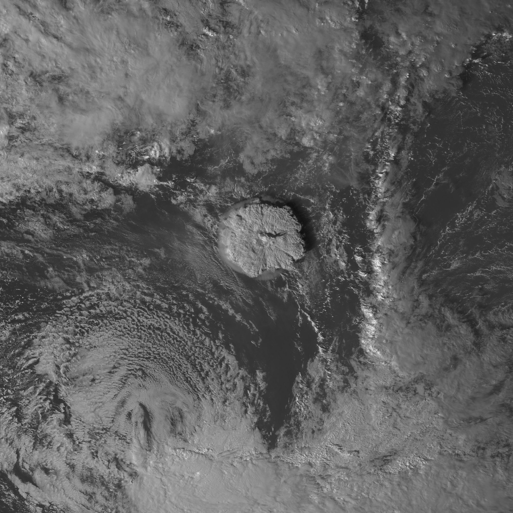 Satellite image of Hunga Tonga–Hunga Haʻapai eruption on January 15 ...