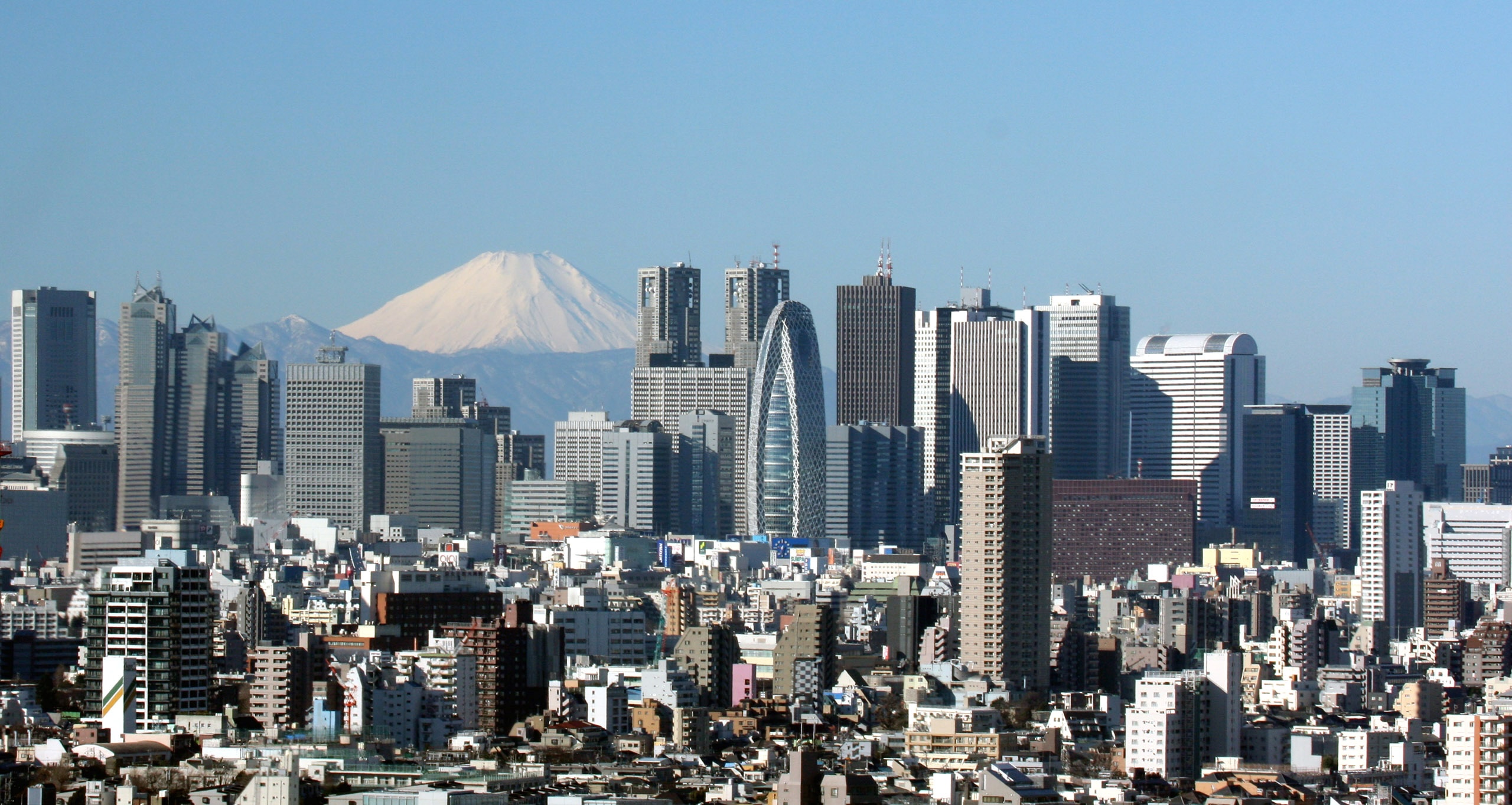 Tokyo’s skyline with Mount Fuji in the background. Credit: Morio, CC BY-SA 3.0, via Wikimedia Commons
